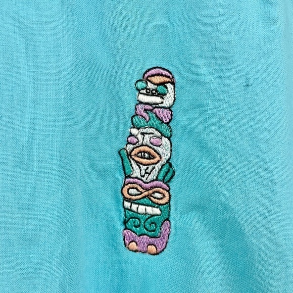 Vintage Canary Island Turquoise Tiki & Feather Embroidered Short Sleeve Shirt L - Picture 6 of 7